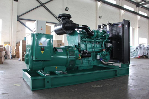 马关320kw康明斯柴油发电车出租组图片 马关320kw康明斯柴油发电车出租组图片